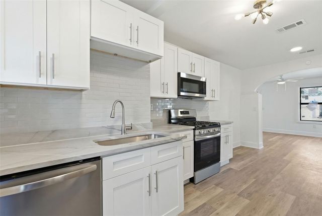 1326 13TH AVENUE S, St Petersburg, FL 33705