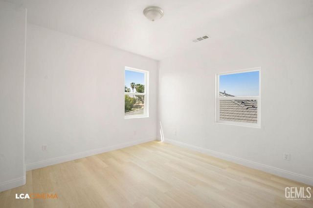 8321 Kowa Street, Bakersfield, CA 93314