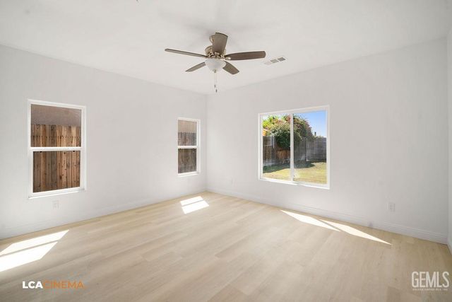 8321 Kowa Street, Bakersfield, CA 93314
