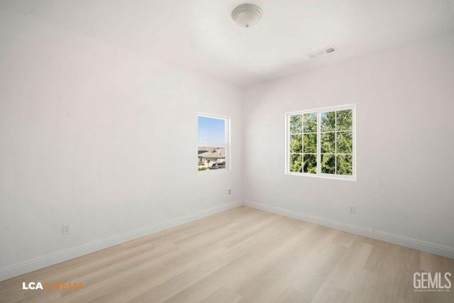 8321 Kowa Street, Bakersfield, CA 93314