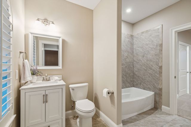549 Round Hollow Lane, Southlake, TX 76092