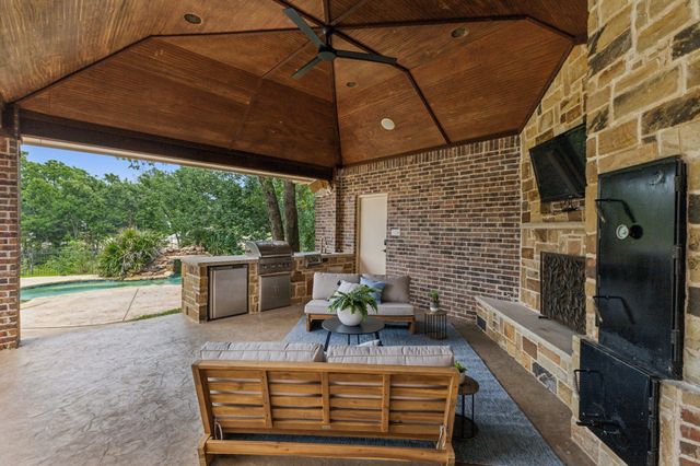 549 Round Hollow Lane, Southlake, TX 76092