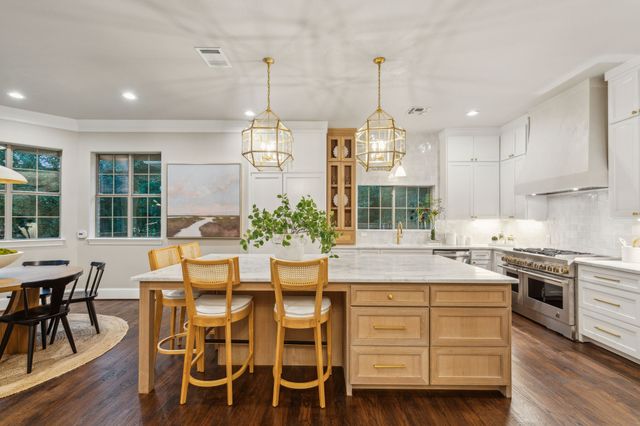 549 Round Hollow Lane, Southlake, TX 76092