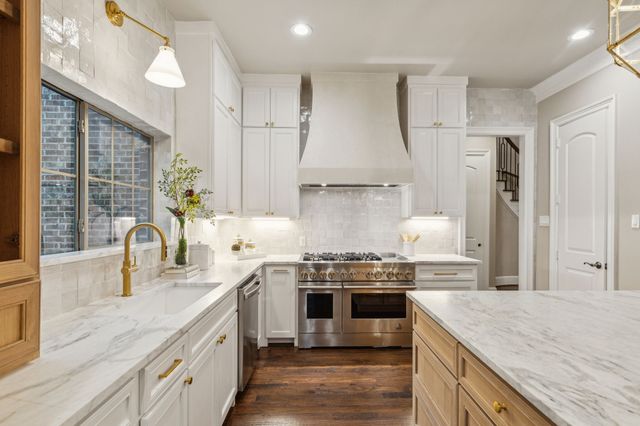 549 Round Hollow Lane, Southlake, TX 76092