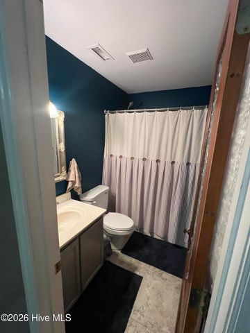 106 Marcil Lane, Hampstead, NC 28443