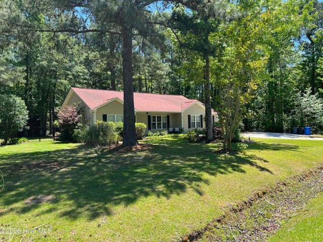 106 Marcil Lane, Hampstead, NC 28443