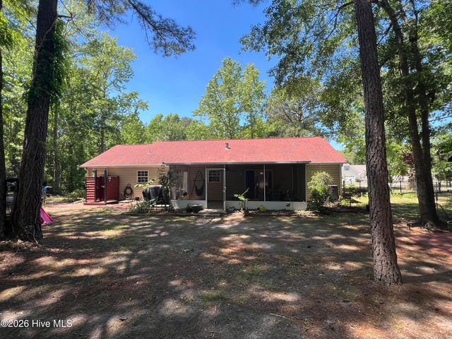106 Marcil Lane, Hampstead, NC 28443