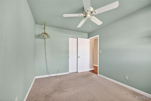 37 Oxbow Road, St Peters, MO 63376