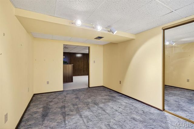 37 Oxbow Road, St Peters, MO 63376