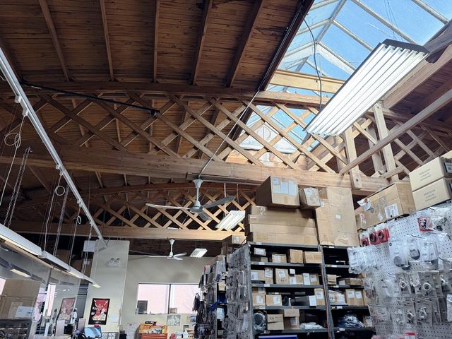 2023 W FULLERTON Street, Chicago, IL 60647
