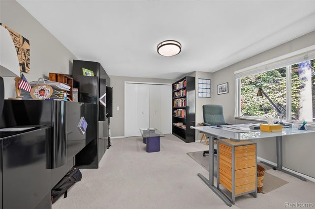 28256 Harwich Drive, Farmington Hills, MI 48334