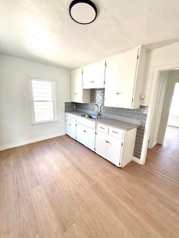 1419 S genessee Street, Oklahoma City, OK 73129