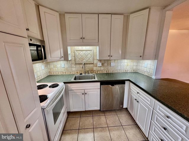 246 CYPRESS CREEK RD, Severna Park, MD 21146