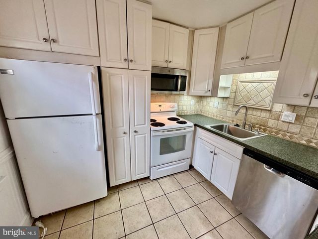 246 CYPRESS CREEK RD, Severna Park, MD 21146