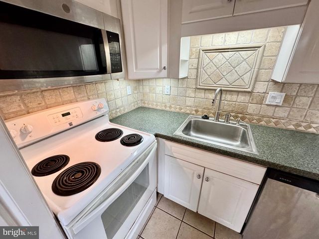 246 CYPRESS CREEK RD, Severna Park, MD 21146