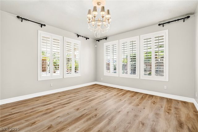 7220 Lake Farm Avenue, Las Vegas, NV 89131