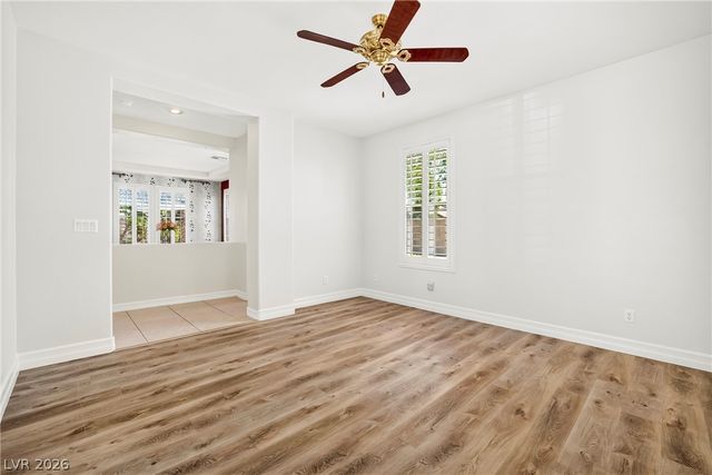 7220 Lake Farm Avenue, Las Vegas, NV 89131