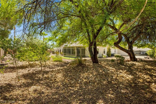7220 Lake Farm Avenue, Las Vegas, NV 89131