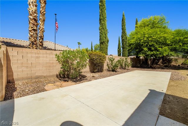 7220 Lake Farm Avenue, Las Vegas, NV 89131