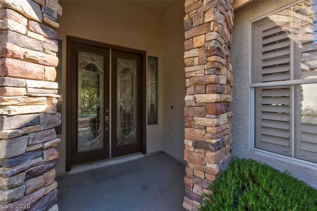7220 Lake Farm Avenue, Las Vegas, NV 89131