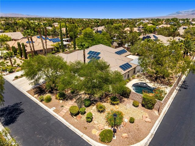 7220 Lake Farm Avenue, Las Vegas, NV 89131