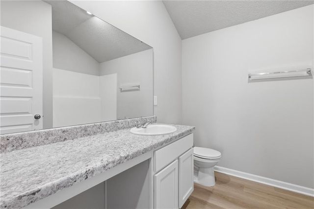 565 W Bluebird Street, Gardner, KS 66030