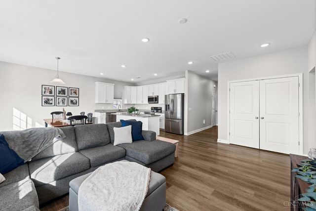 131 Cobble Stone Lane, Clarksville, OH 45113