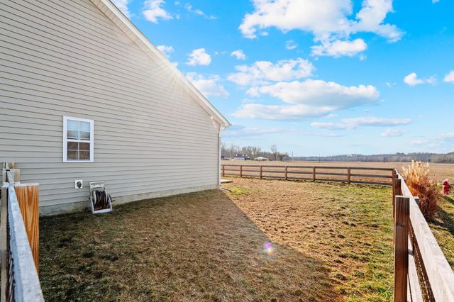 131 Cobble Stone Lane, Clarksville, OH 45113