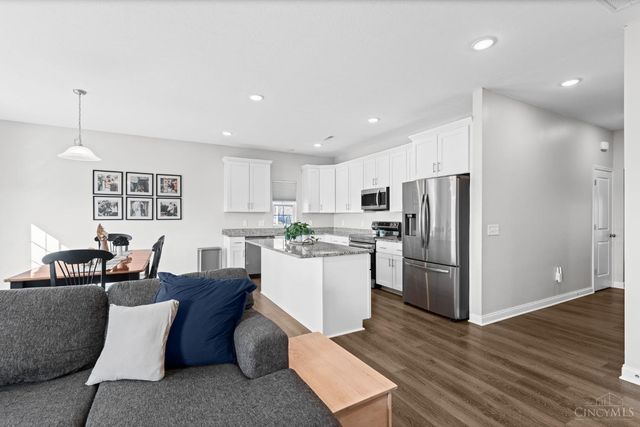 131 Cobble Stone Lane, Clarksville, OH 45113