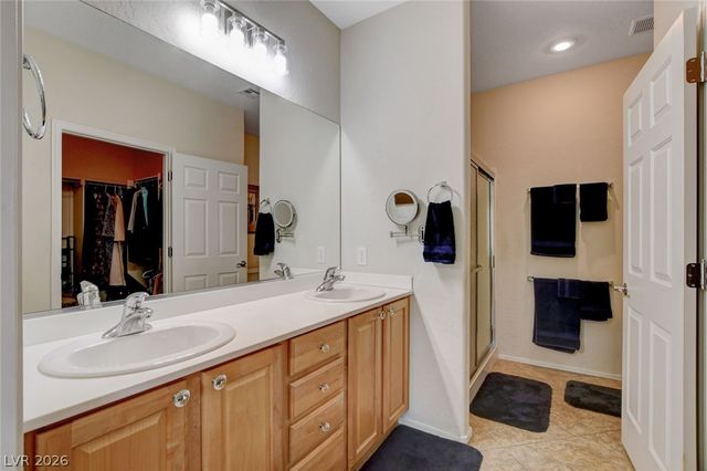 2576 Flare Star Drive, Henderson, NV 89044