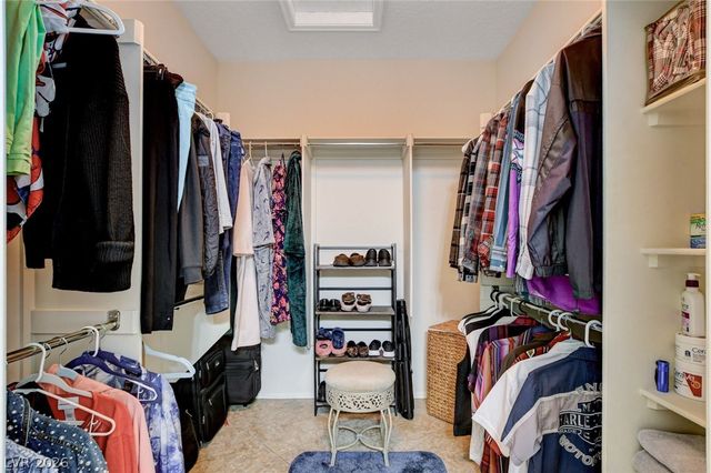 2576 Flare Star Drive, Henderson, NV 89044