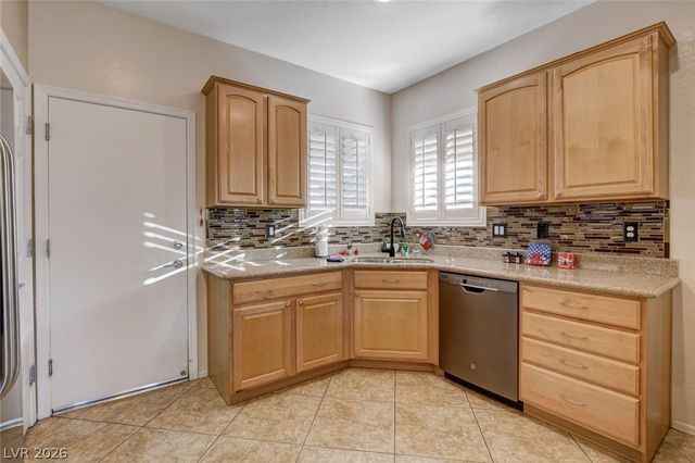 2576 Flare Star Drive, Henderson, NV 89044