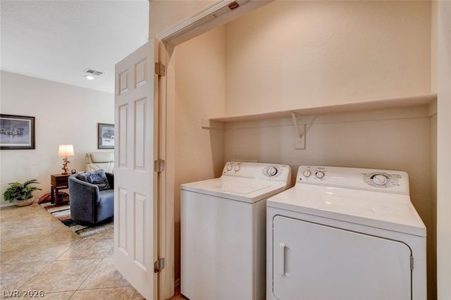 2576 Flare Star Drive, Henderson, NV 89044