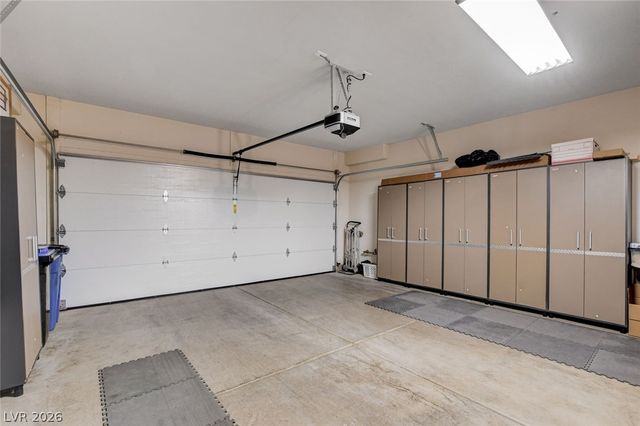 2576 Flare Star Drive, Henderson, NV 89044