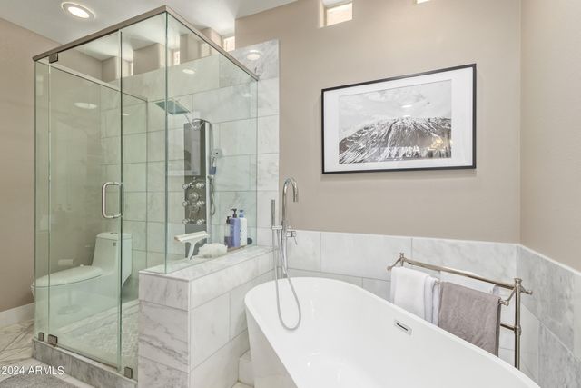 5028 N SCOTTSDALE Road, Paradise Valley, AZ 85253