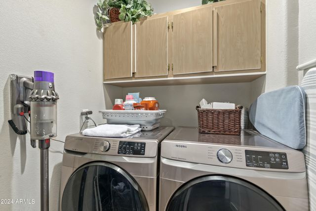 5028 N SCOTTSDALE Road, Paradise Valley, AZ 85253