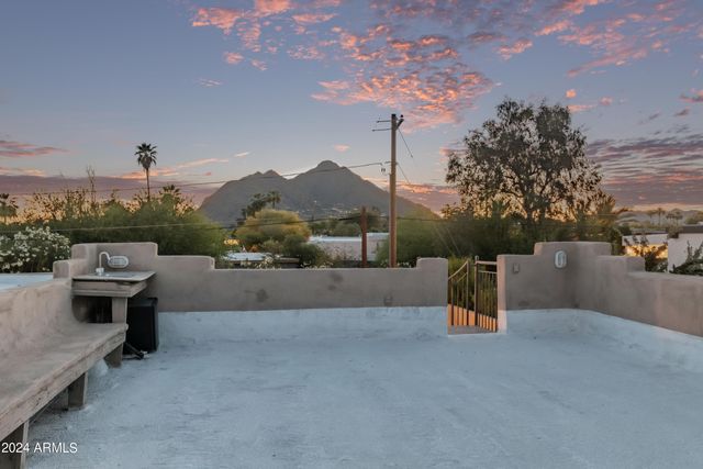 5028 N SCOTTSDALE Road, Paradise Valley, AZ 85253