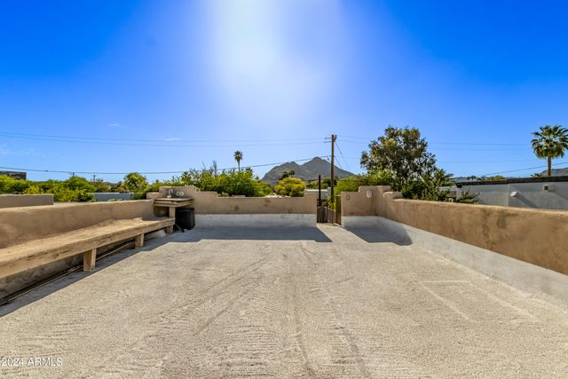 5028 N SCOTTSDALE Road, Paradise Valley, AZ 85253