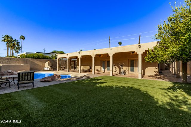5028 N SCOTTSDALE Road, Paradise Valley, AZ 85253