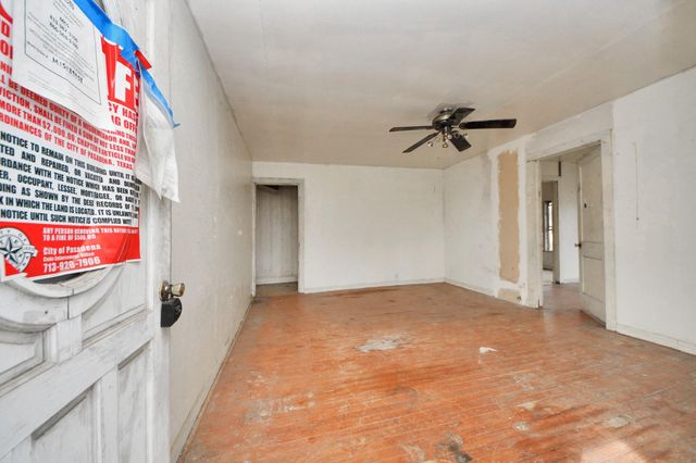 3218 Pansy Street, Pasadena, TX 77505