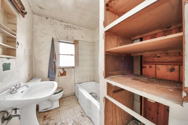 3218 Pansy Street, Pasadena, TX 77505