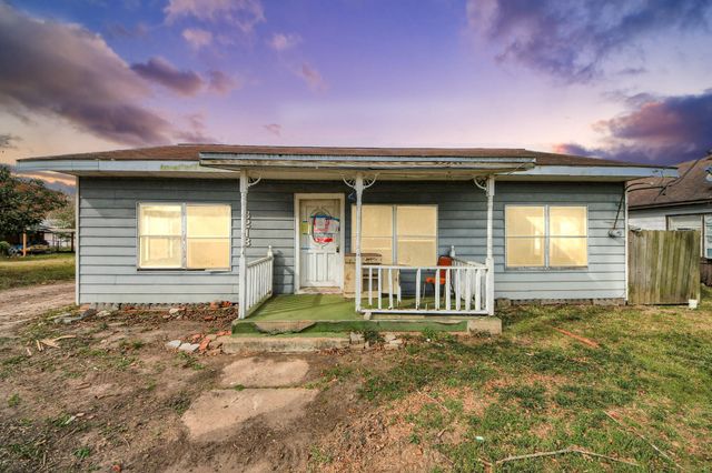 3218 Pansy Street, Pasadena, TX 77505