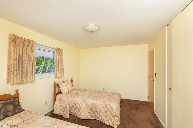 676 Wyleswood Drive, Berea, OH 44017