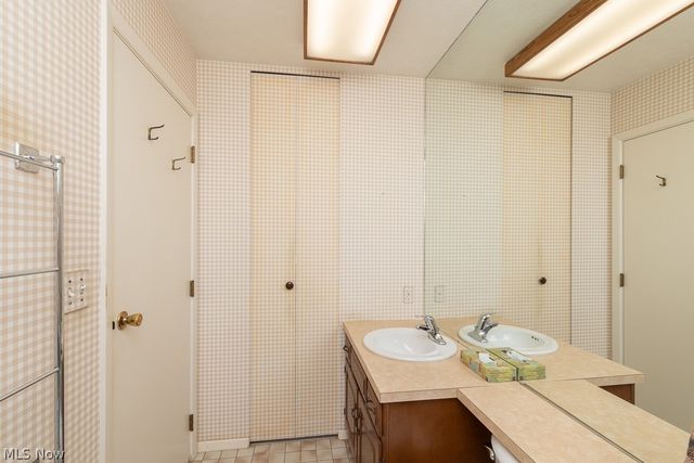676 Wyleswood Drive, Berea, OH 44017