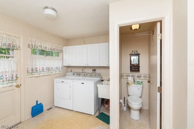 676 Wyleswood Drive, Berea, OH 44017