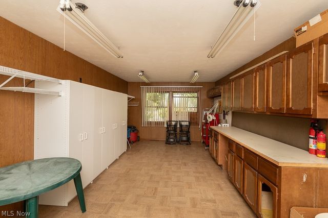 676 Wyleswood Drive, Berea, OH 44017