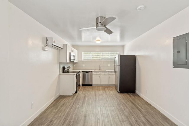 1707 N 18th Street B8, Phoenix, AZ 85006