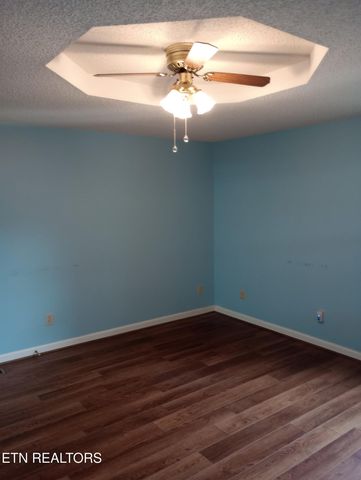 140 Southridge Circle, Crossville, TN 38555