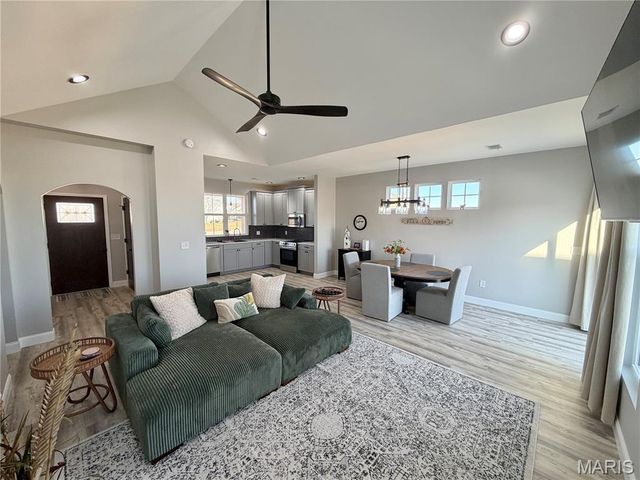 116 Joe D Drive, Jonesburg, MO 63351