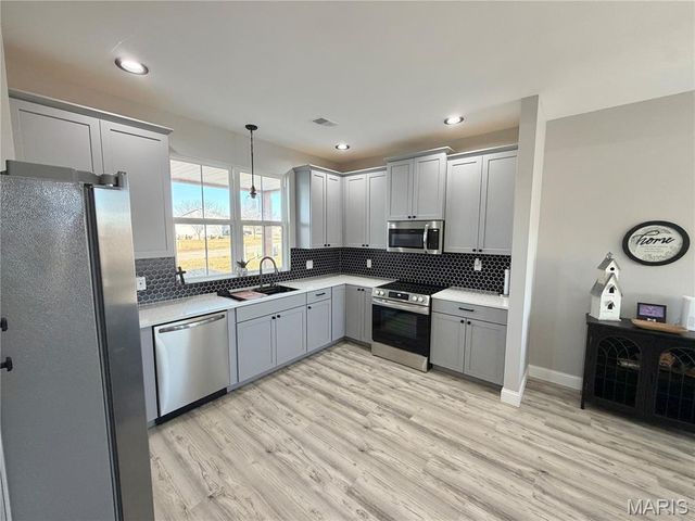 116 Joe D Drive, Jonesburg, MO 63351